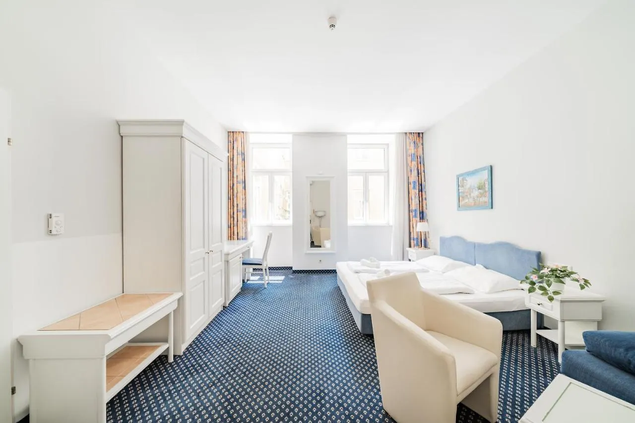 Self-Check-In Hotel Adlon Bécs