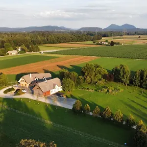 *** Nocleg ze śniadaniem Bed & Breakfast Na Poljani Słowenia