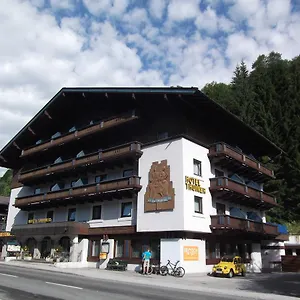https://sportclub-thuiner.saalbachhinterglemmhotels.com