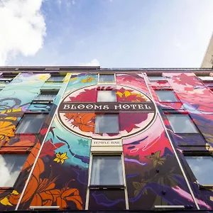 https://blooms.dublin-hotelsweb.com