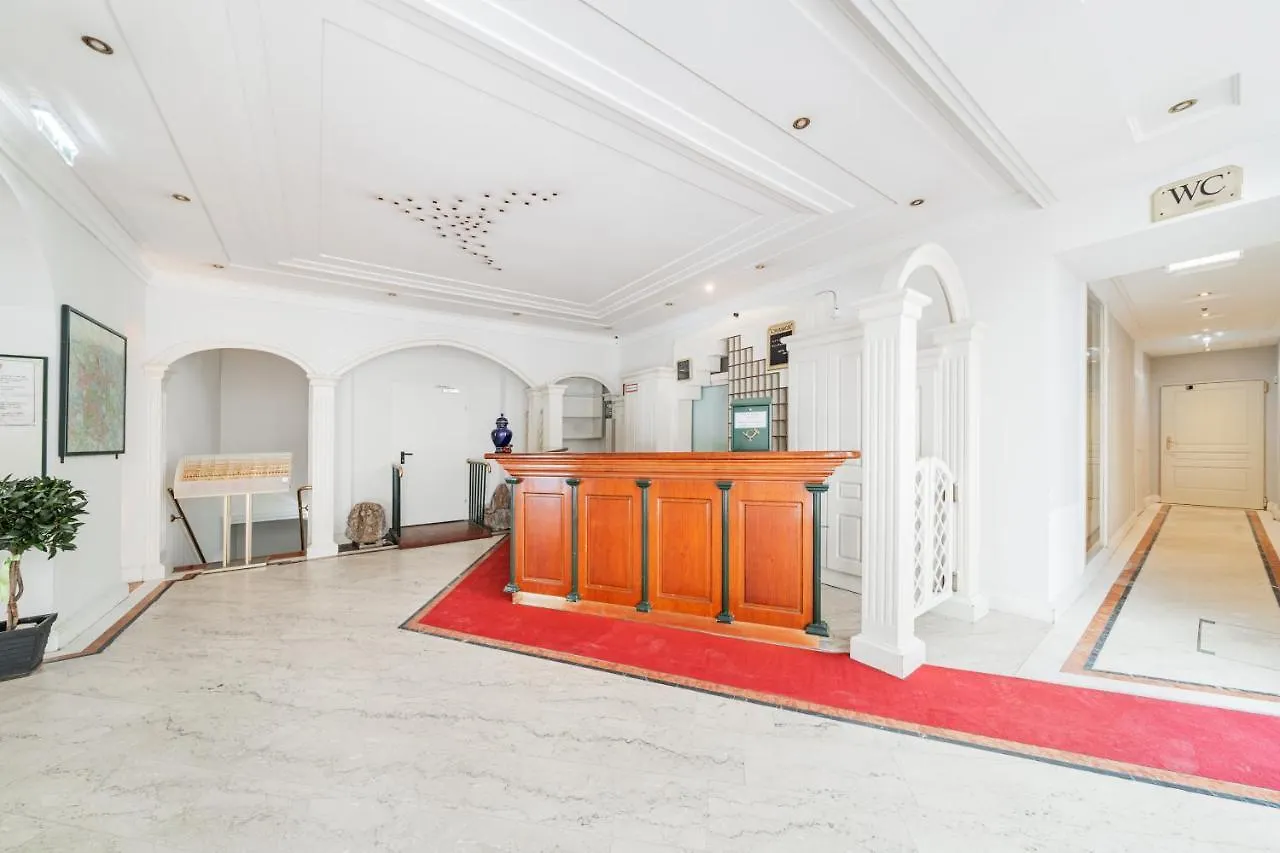 Self-Check-In Hotel Adlon Viyana Avusturya