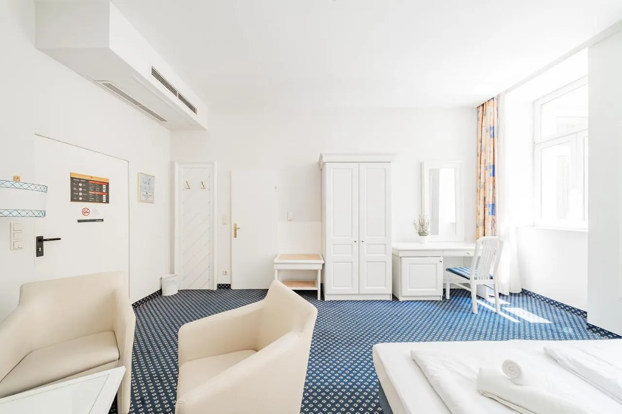 ***  Self-Check-In Hotel Adlon Vienna Austria