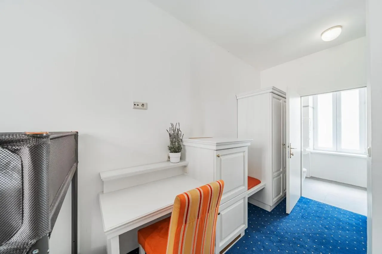 Self-Check-In Hotel Adlon Vienna Austria
