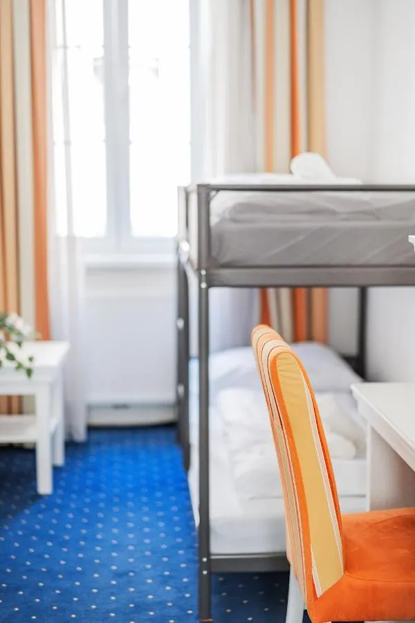 Self-Check-In Hotel Adlon Vienna