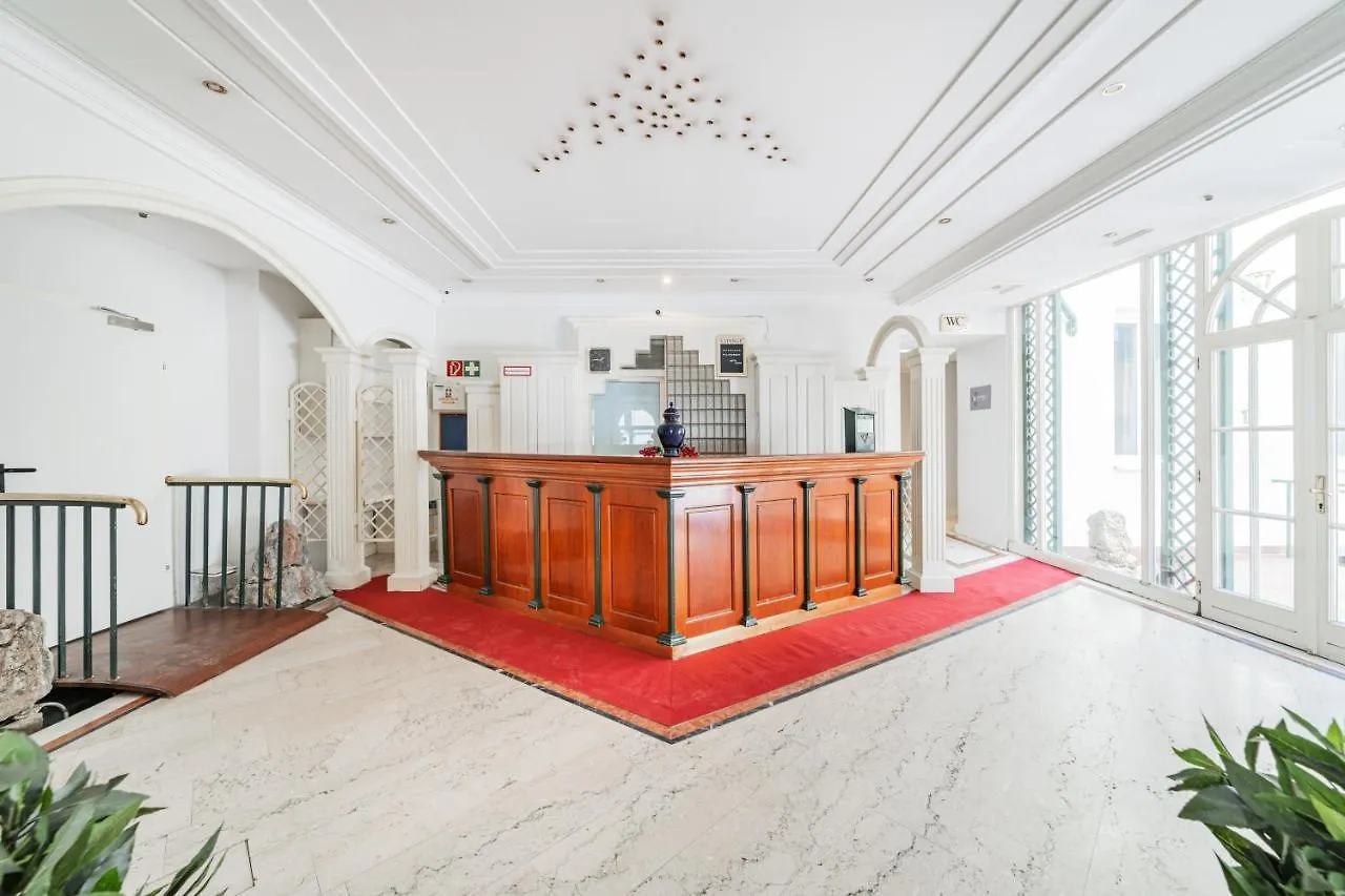 Self-Check-In Hotel Adlon Wiedeń