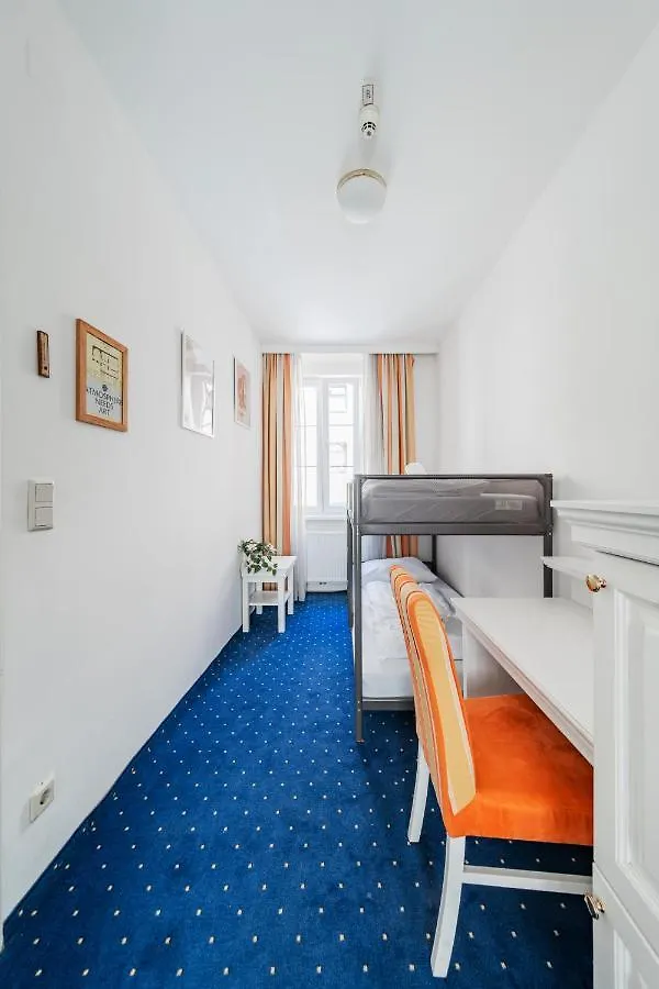 Self-Check-In Hotel Adlon Wiedeń 3*,